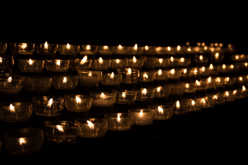 funeraire-BERRE LES ALPES-min_candle-1068948